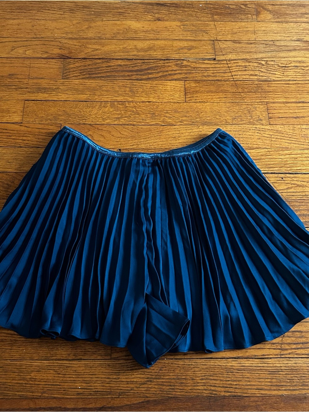 Anthropologie Silky Plissé Shorts